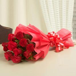 Sweet Red Love - 12 Red Roses Bouquet