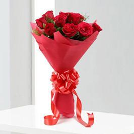 Bright Red Love - 10 Red Roses Bouquet