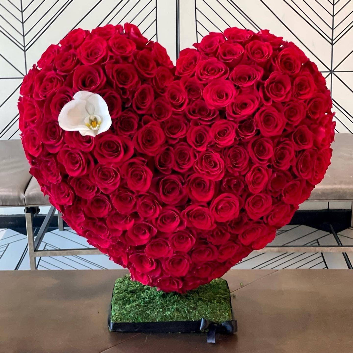 150 Roses In Heart Shape
