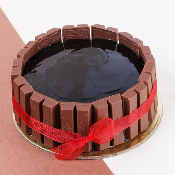 Dark Chocolate Truffle With Kit Kat