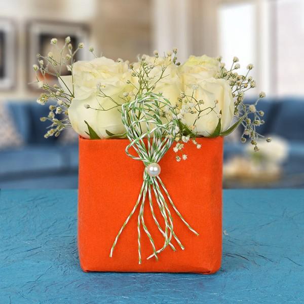 Small Treat - White Rose Bouquet